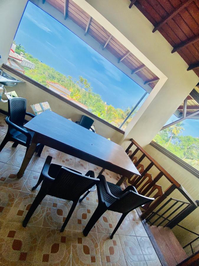 Hikka Paradise Guest House 히카두와 외부 사진