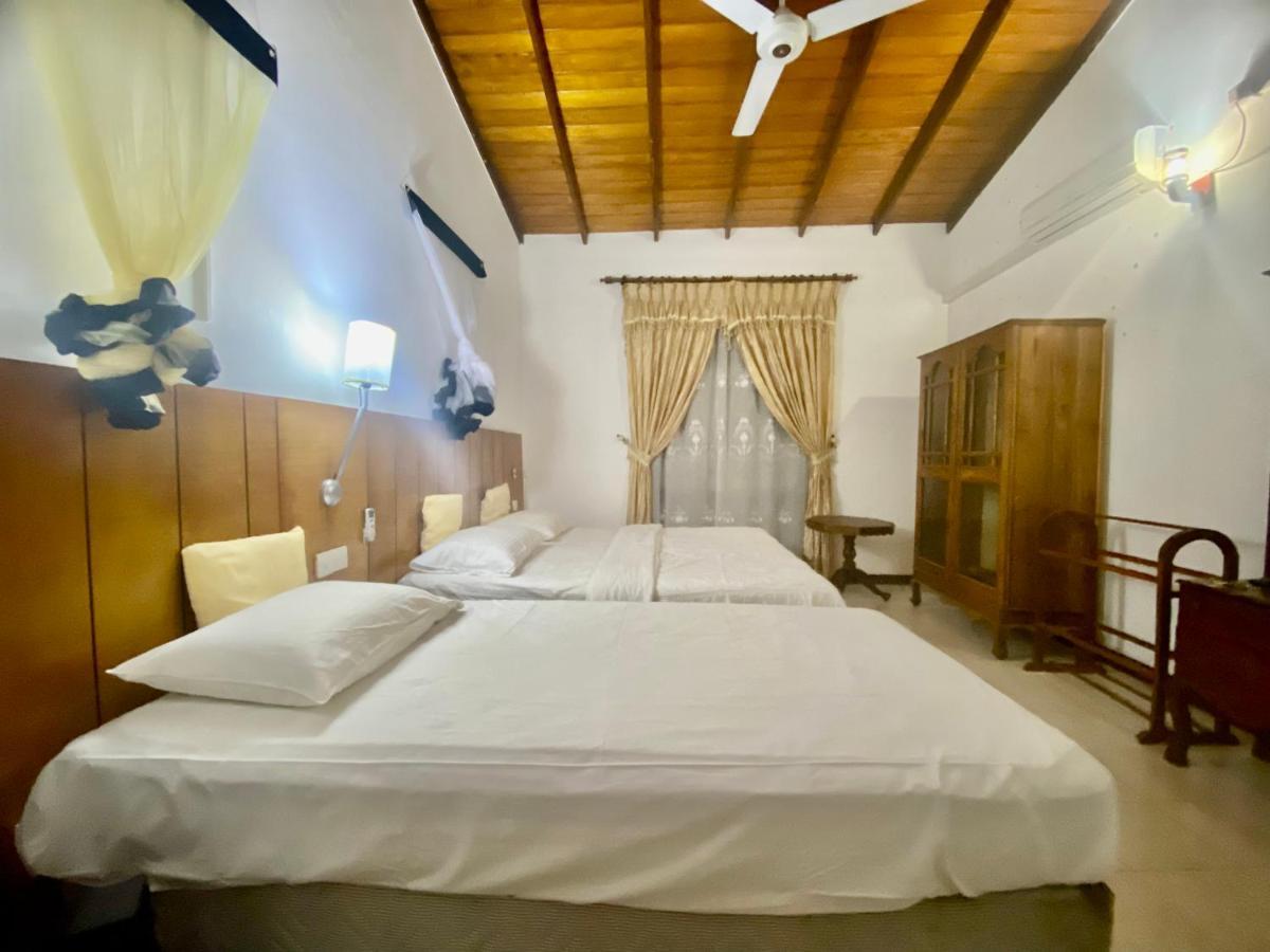 Hikka Paradise Guest House 히카두와 외부 사진